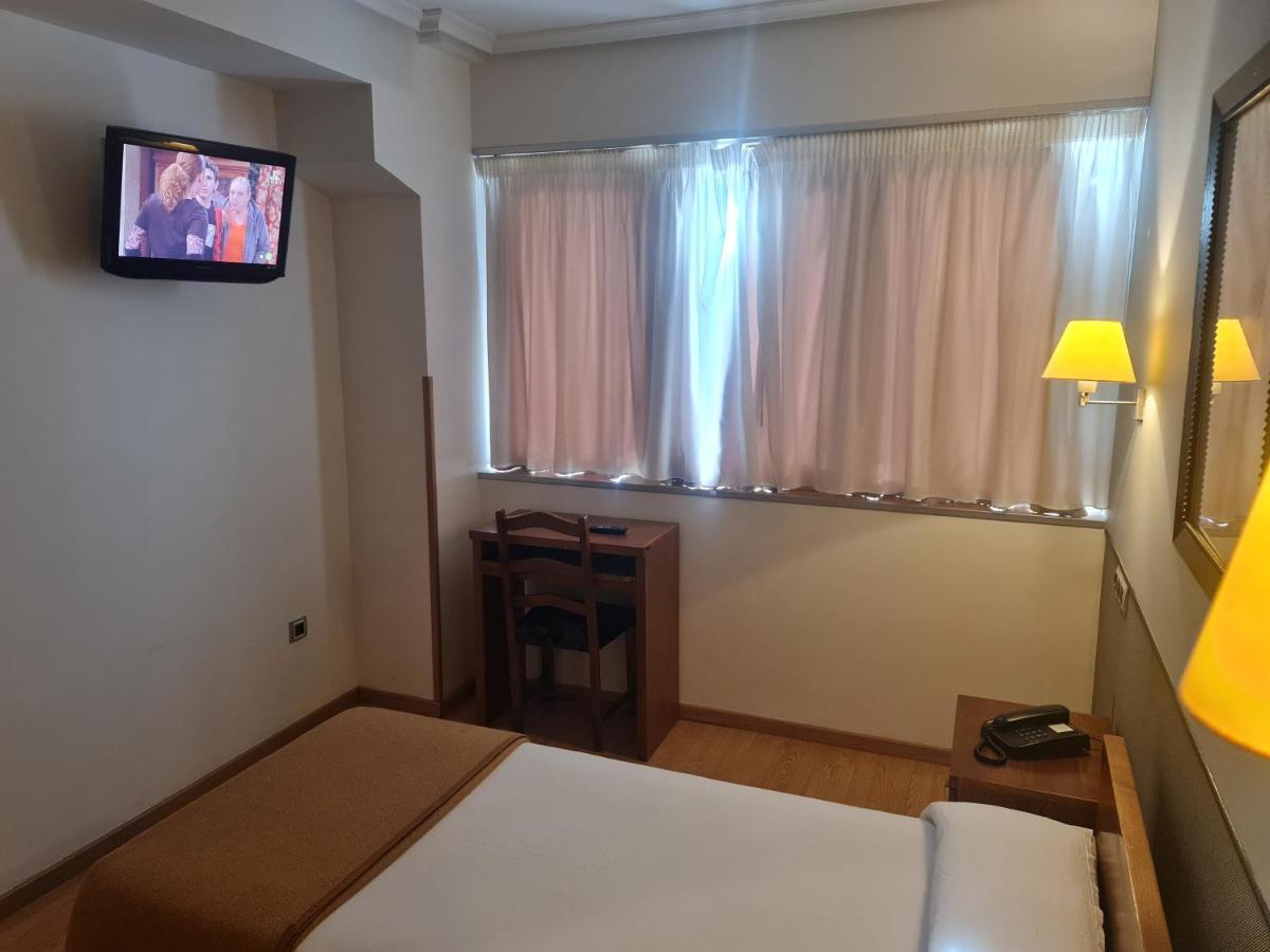 Hotel Ciudad De コレージャ エクステリア 写真