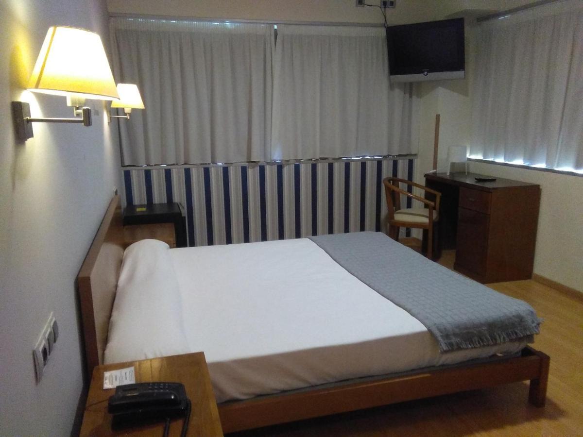Hotel Ciudad De コレージャ エクステリア 写真