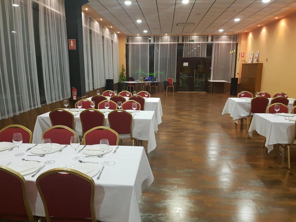 Hotel Ciudad De コレージャ エクステリア 写真
